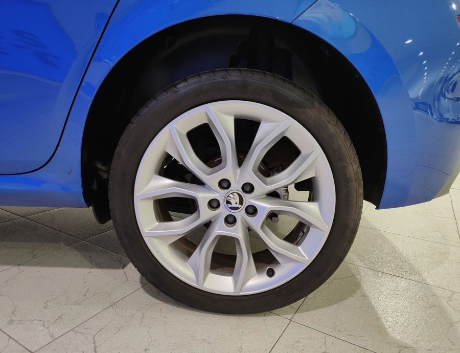 oferta-skoda-kamiq-style-kilometro-cero-techo-solar-110-cv-detalle-llanta