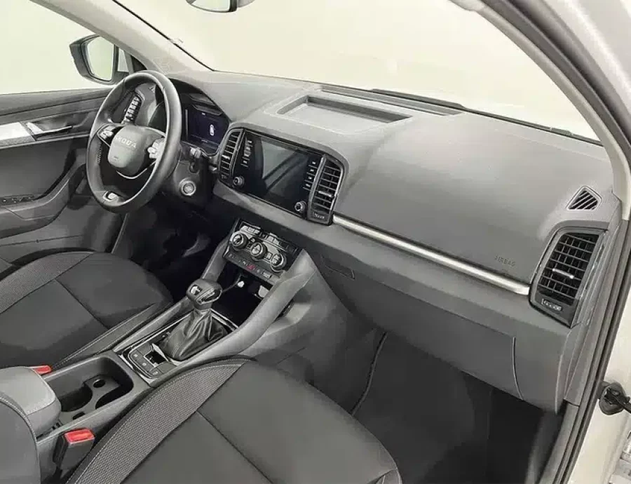 skoda-karoq-selection-km0-oferta-valladolid (3)